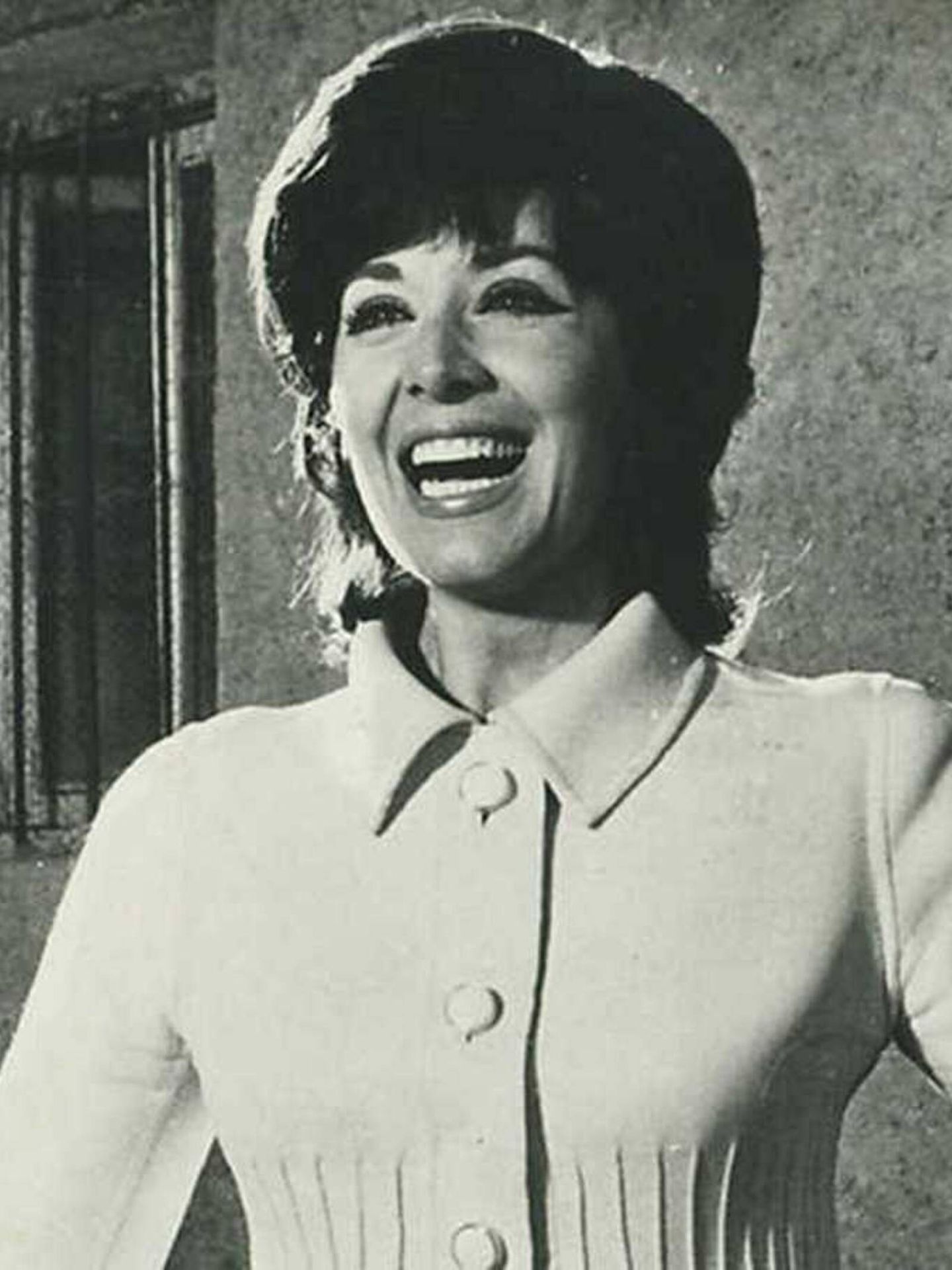 Concha Velasco, en un fotograma de la película 'Historias de la televisión', de 1965. (Hesperia Films/Pedro Masó)