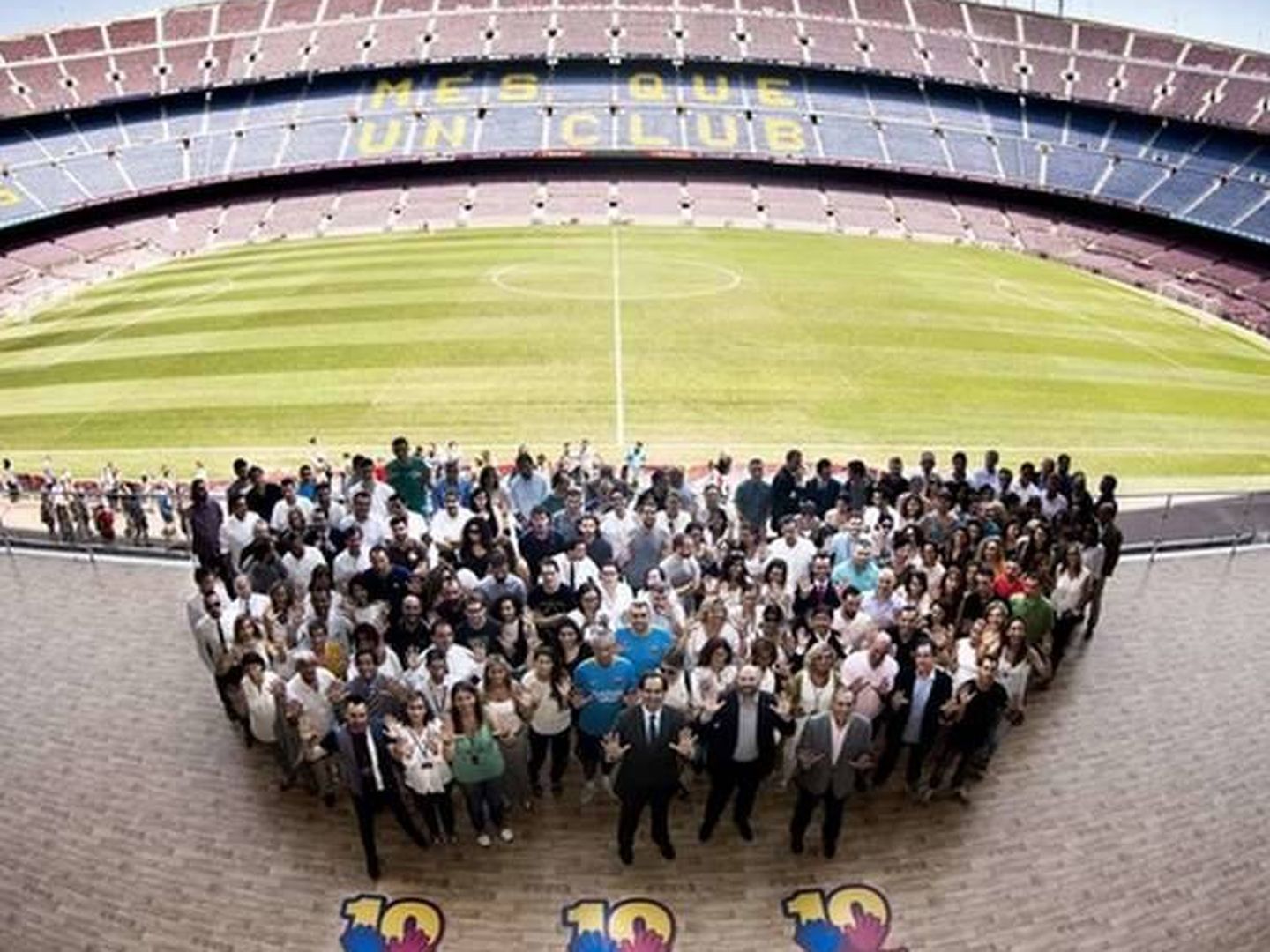 Los empleados del Barça, en el Camp Nou