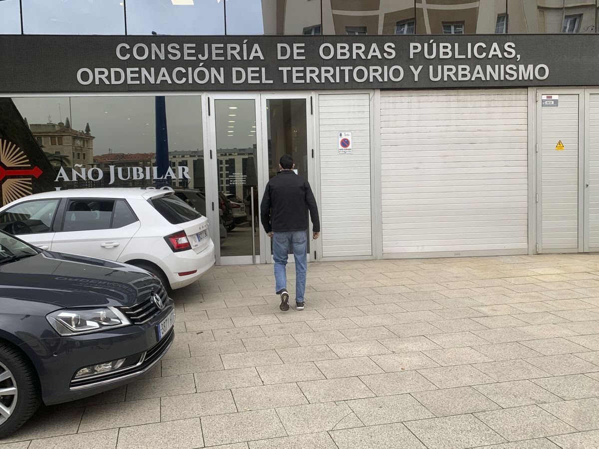Foto: Sede de la Consejería de Obras Públicas de Cantabria. (EFE/Pablo G. Hermida)