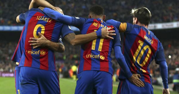 Foto: En la imagen, Messi, Luis Suárez y Neymar celebran un gol. (EFE)