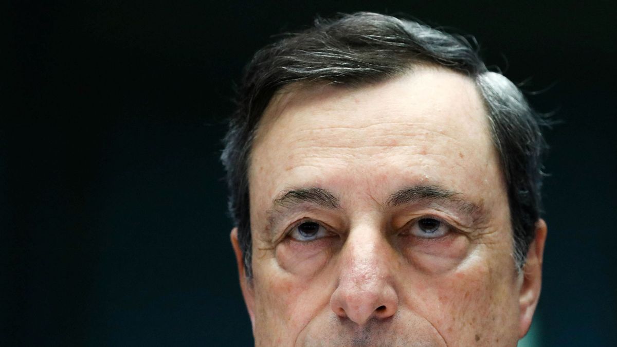Draghi garantiza que Alemania no manipula el euro, frente a las acusaciones de Trump