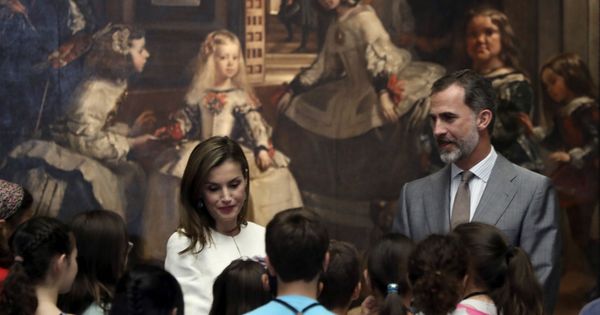 Foto: Los reyes Felipe y Letizia en un acto en el Museo del Prado. (EFE)