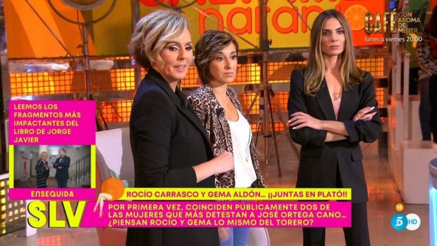 Rocío Carrasco, Adela González y Gema Aldón en 'Sálvame'. (Mediaset)