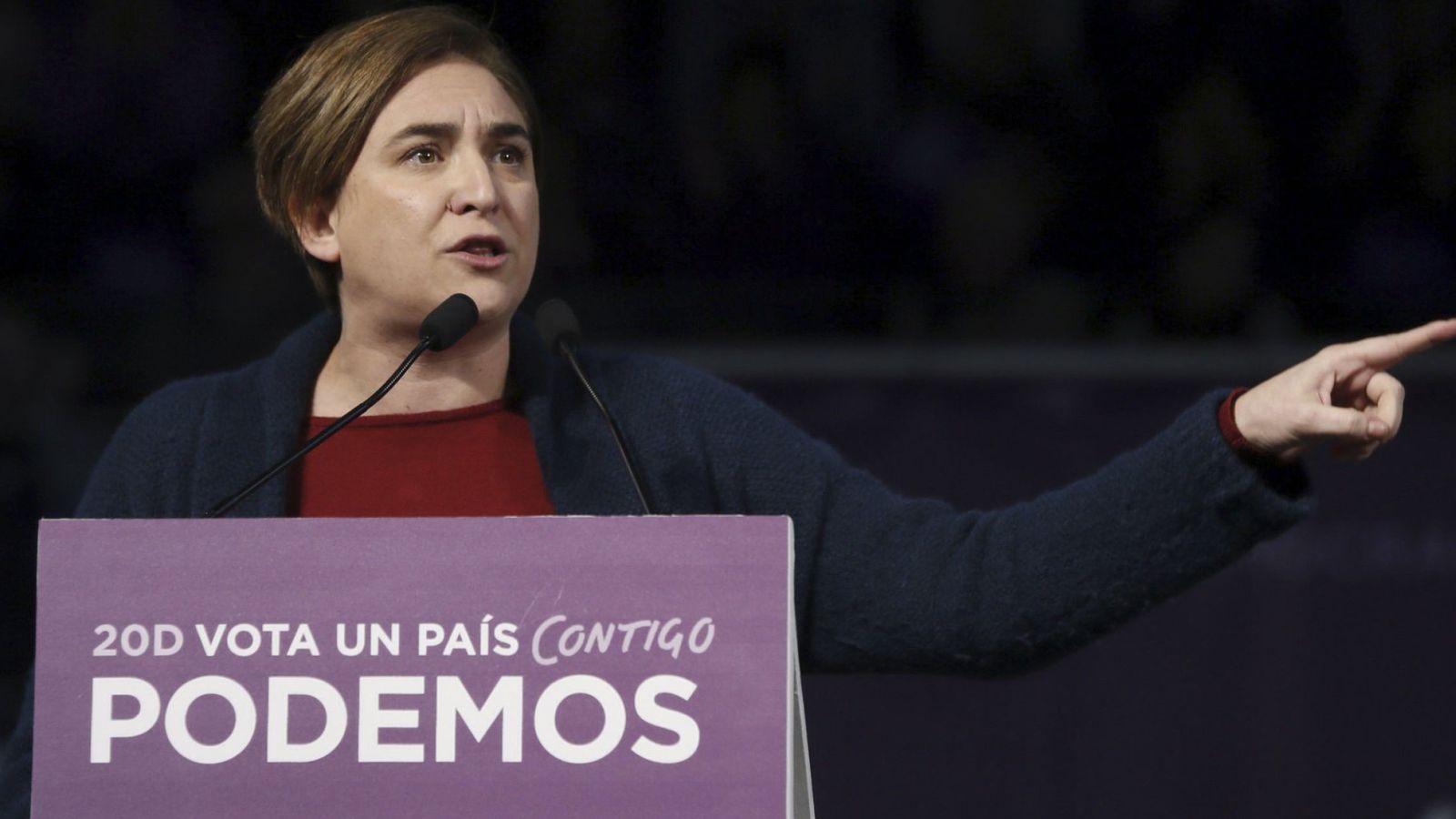 Foto: La alcaldesa de Barcelona, Ada Colau, durante un mitin de campaña de Podemos de cara a las generales. (EFE)