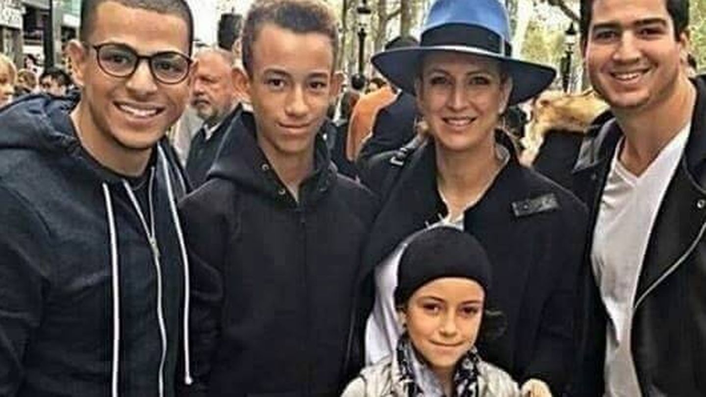Lalla Salma, junto a sus hijos Moulay Hassan y Lalla Khadija. 