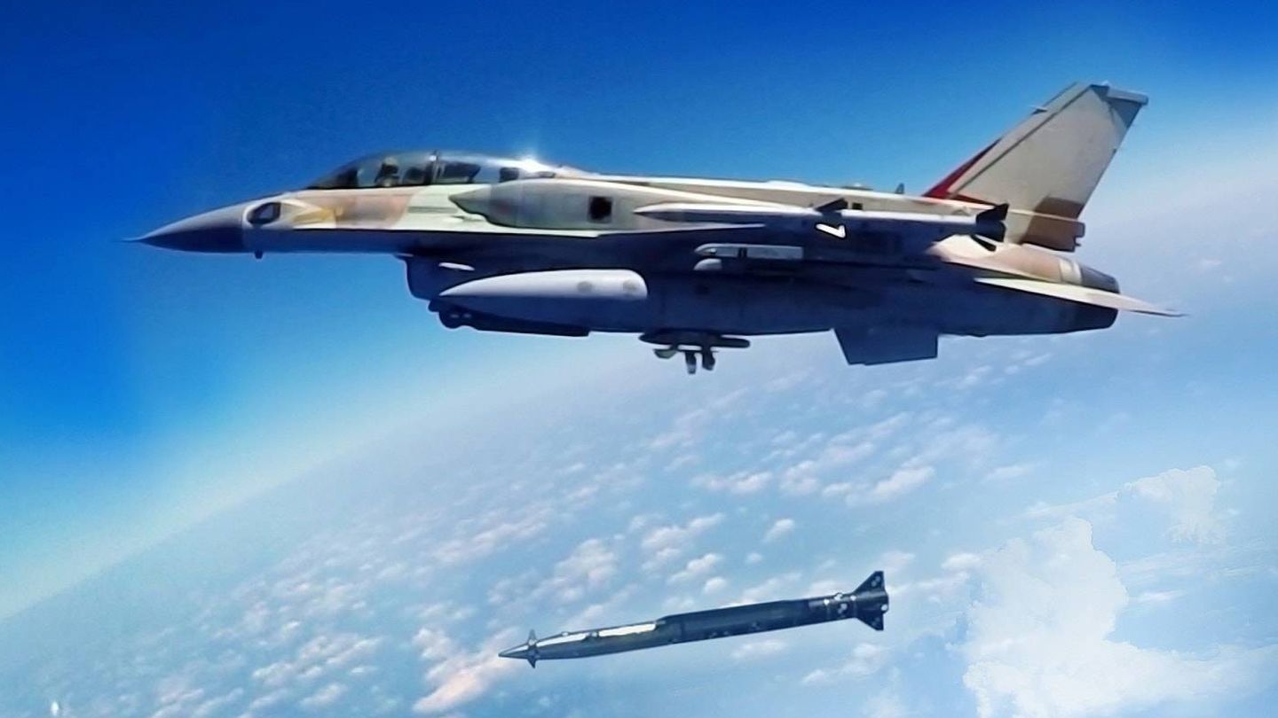 Lanzamiento del nuevo misil Rampage desde un F-16 (IAF)