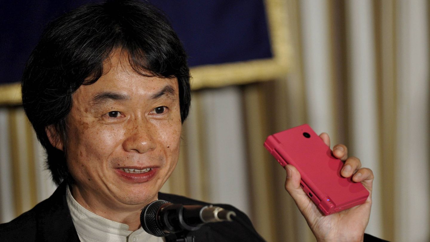 Shigeru Miyamoto, peso pesado de Nintendo, durante una presentación de DS en 2007. (EFE/Franck Robichon)