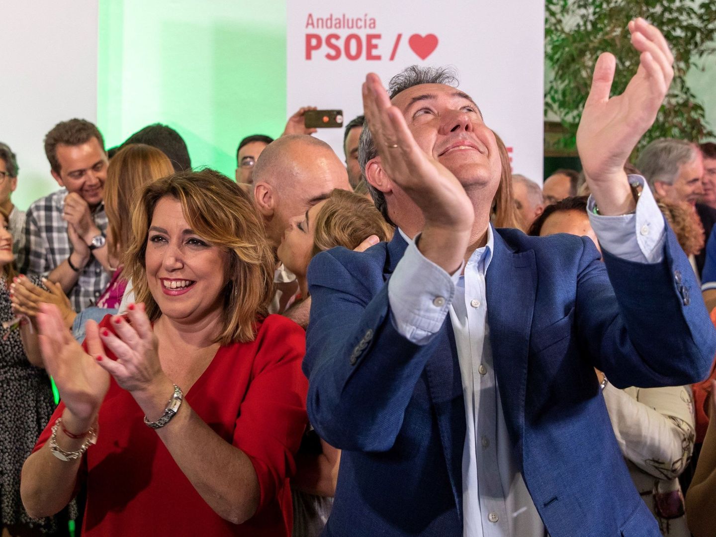 La secretaria general del PSOE-A, Susana Díaz, y el alcalde de Sevilla, Juan Espadas. (EFE)
