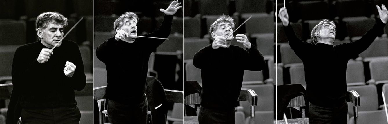 Secuencia de imágenes de Leonard Bernstein durante un concierto, tomadas en diciembre de 1966. (Getty Images)