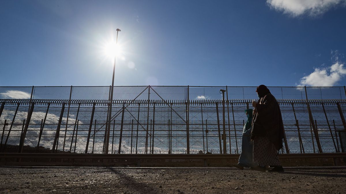 Frustran un nuevo intento de salto a la valla de Melilla de un millar de inmigrantes