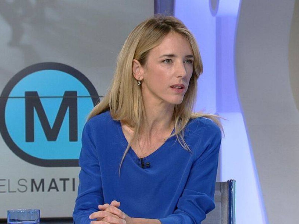 Foto: Cayetana Álvarez de Toledo, en el plató de 'Els matins'. (TV3).