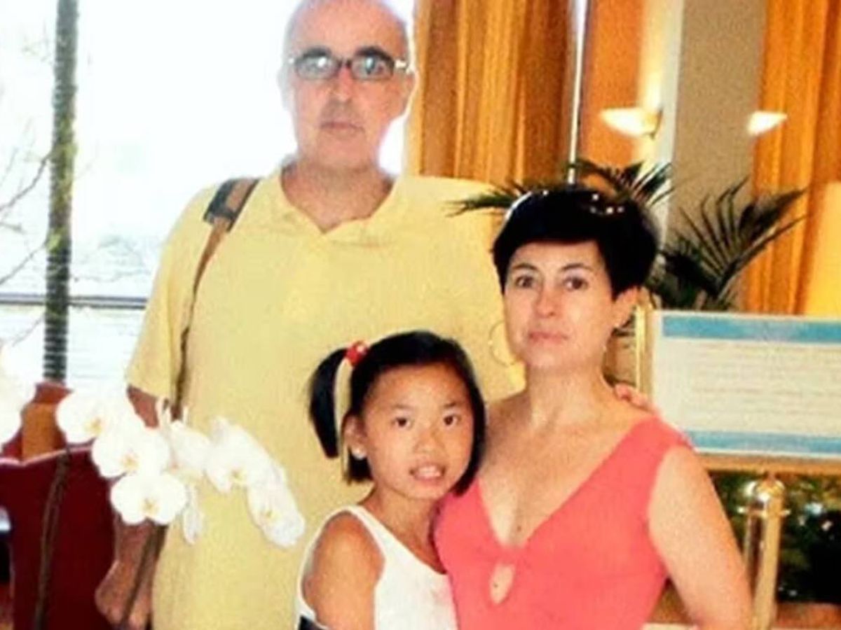 Foto: Fotografía familiar de Asunta Basterra con sus padres