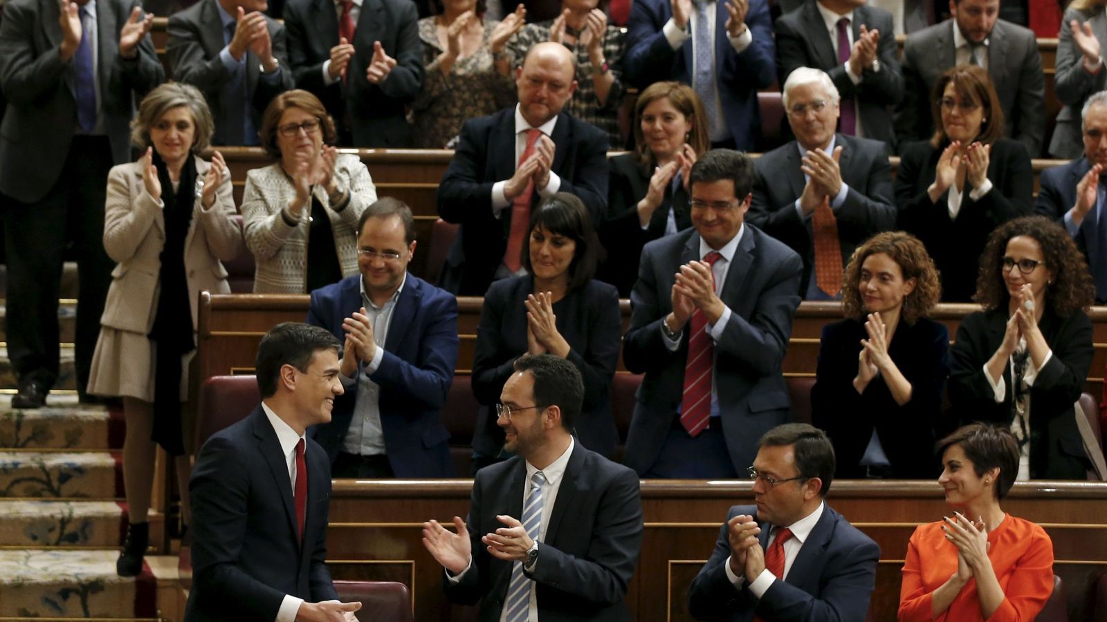 Foto: Pedro Sánchez, tras pronunciar su discurso ante el resto de parlamentarios. (Reuters)