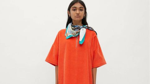 Bolso y vestido naranja, el conjunto de Parfois para vestir a la moda