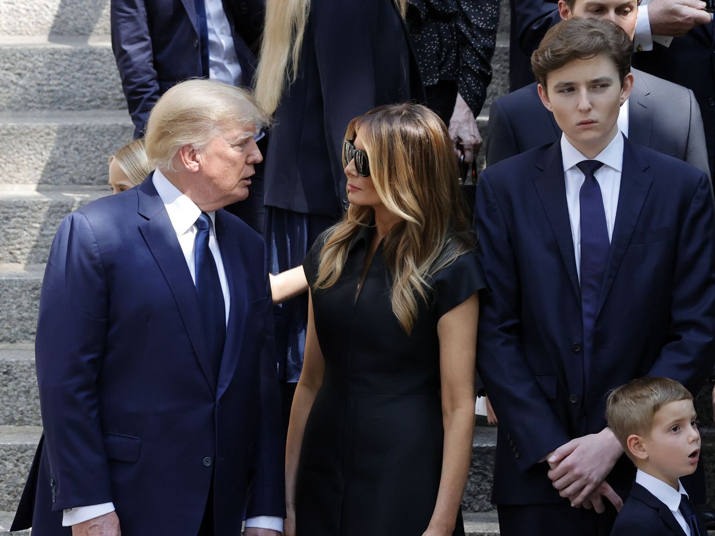 Donald, Melania y Barron Trump, en el funeral de Ivana Trump. (Reuters)