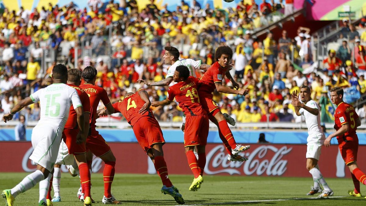 Bélgica desconcierta y evita la sorpresa ante Argelia con dos goles desde el banquillo