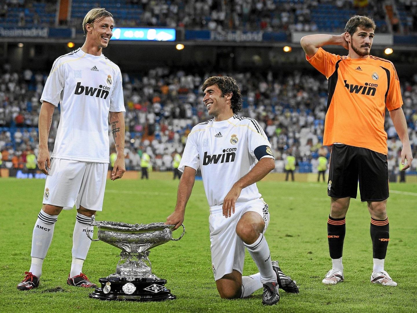 Guti, Raúl y Casillas, tres canteranos del Real Madrid. 