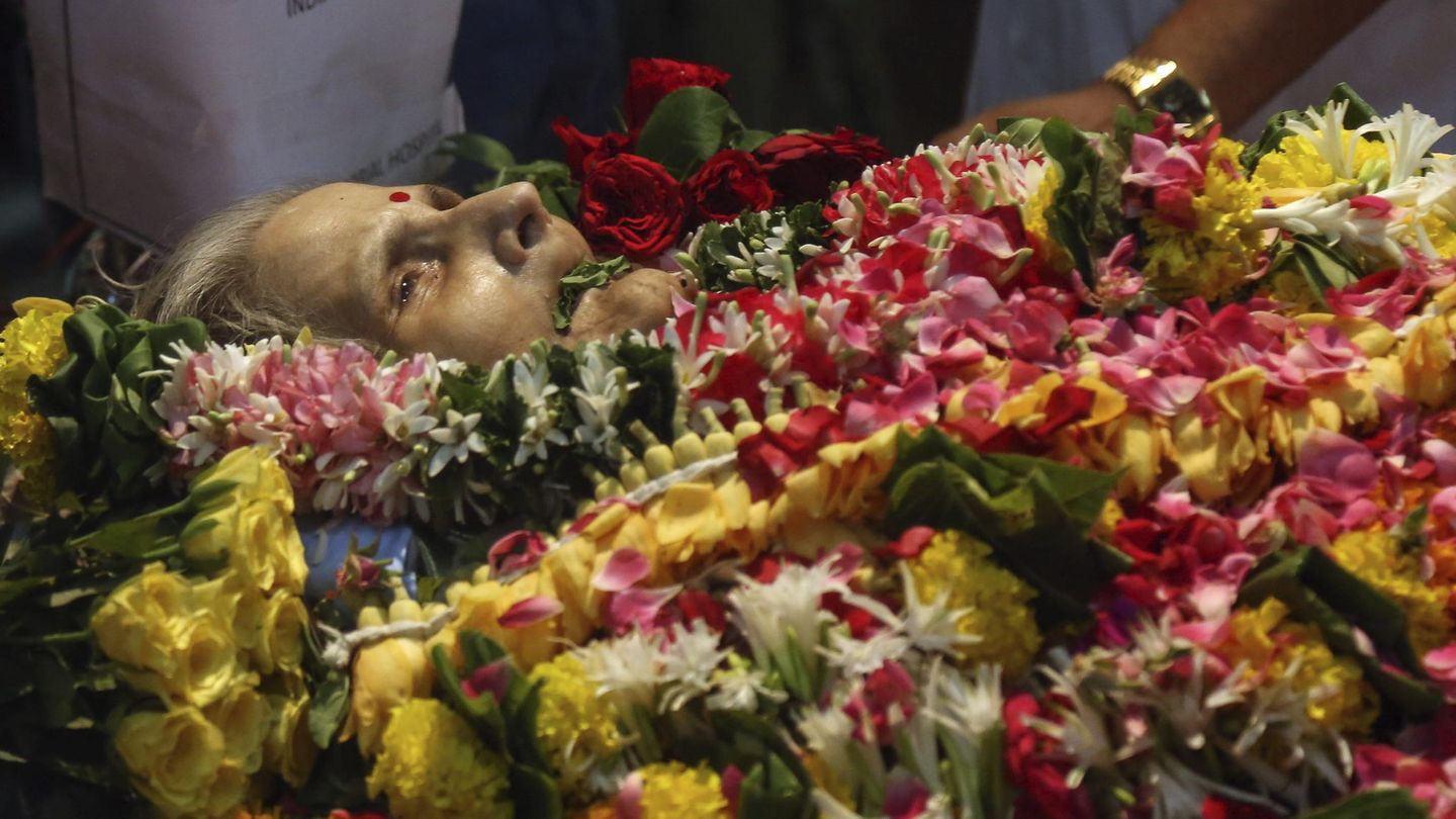 Aruna Shanbaug quedó en estado vegetativo hace 42 años tras ser violada y luego estrangulada, murió en 2015 de neumonía. Fue quien abrió la puerta en India a la eutanasia pasiva | EFE