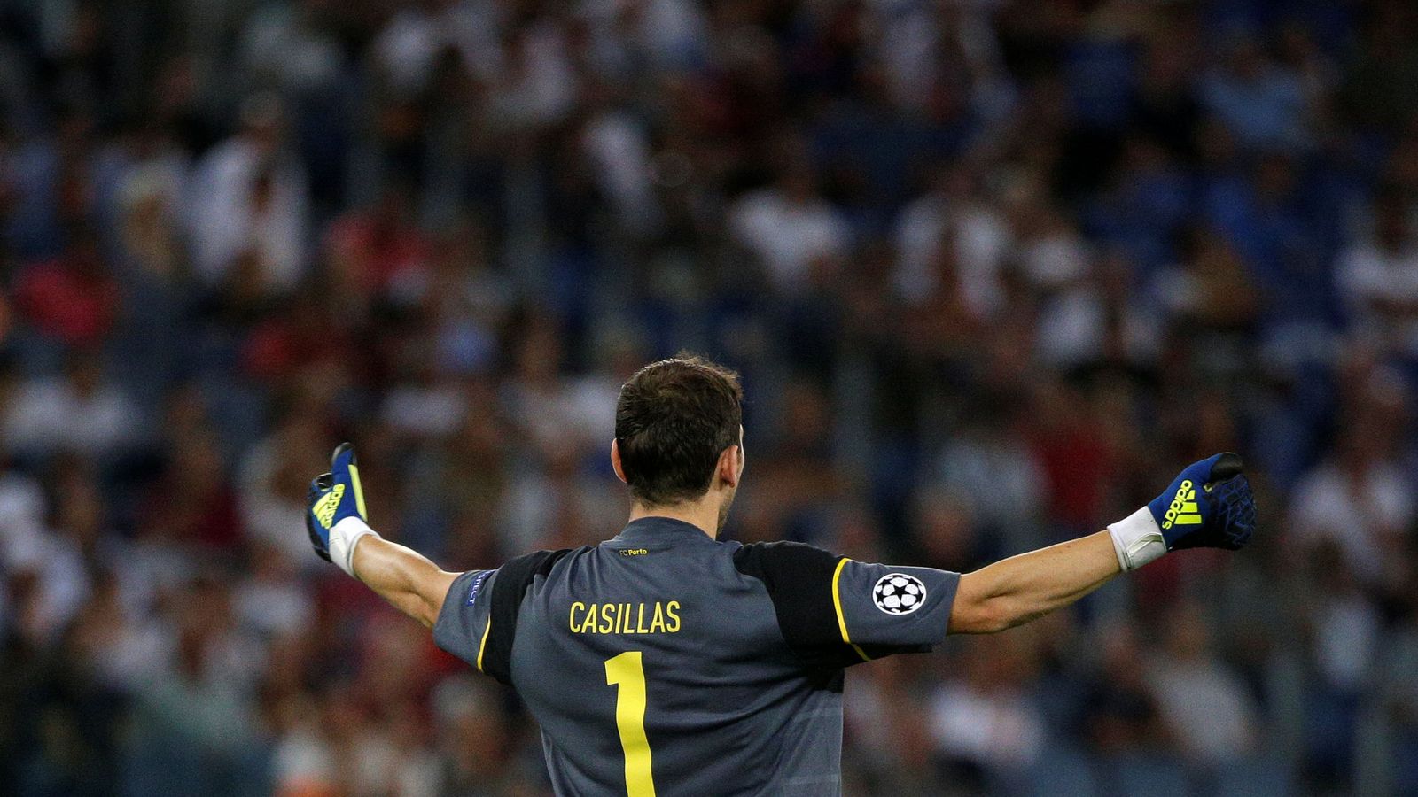 Foto: Casillas, en el partido de Champions contra la Roma. (REUTERS)