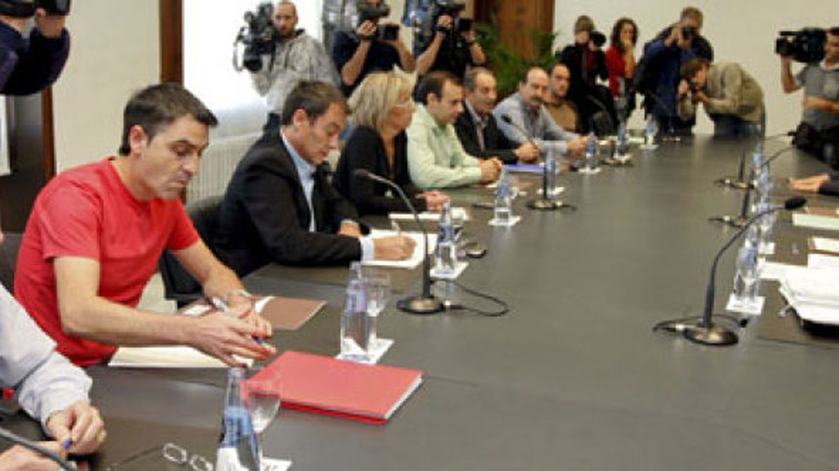 El comité de empresa de Figueruelas rechaza el plan  de Magna y anuncia la convocatoria de una huelga
