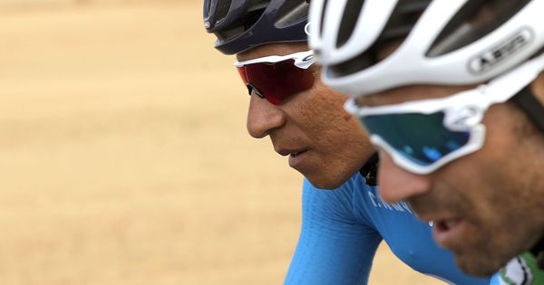 Foto: Valverde y Nairo Quintana, los dos hombres fuertes del Movistar en La Vuelta. (EFE)