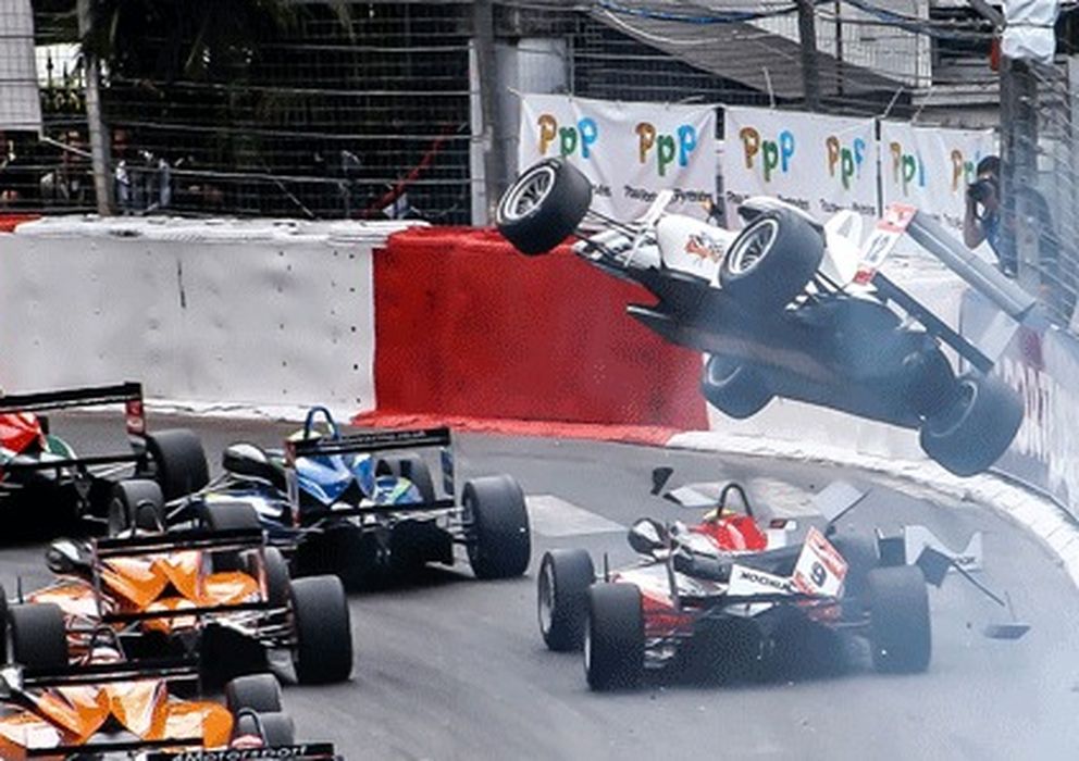 Foto: Accidente de Álex Toril en la carrera de F3
