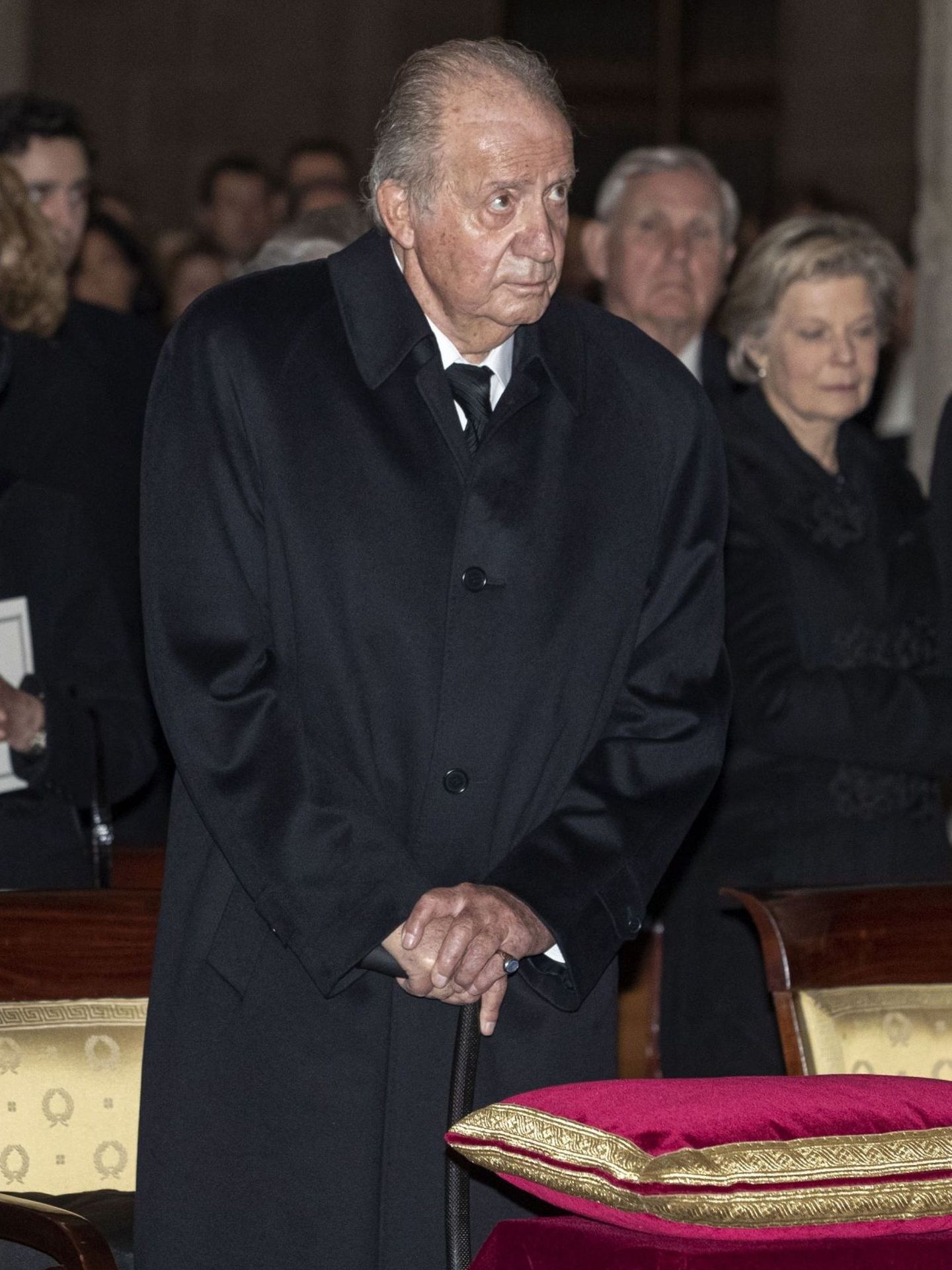 El rey Juan Carlos, en el entierro de la infanta Pilar. (EFE)