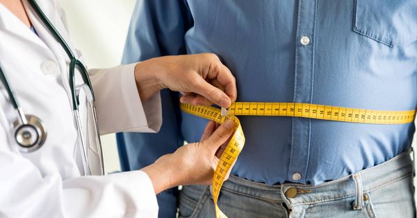 Foto: El 25% de los españoles sufre sobrepeso, según la Sociedad Española de Cardiología. (iStock)