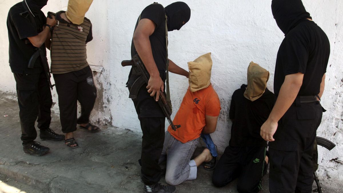 Chantajeados por Israel, ejecutados por Hamás: colaboradores palestinos en Gaza  