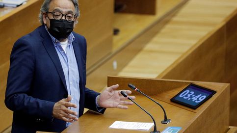 El portavoz del PSOE en Les Corts deja su cargo para defender a un investigado en Azud