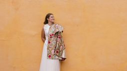 La novia que se casó en México con el capote de su abuelo: 