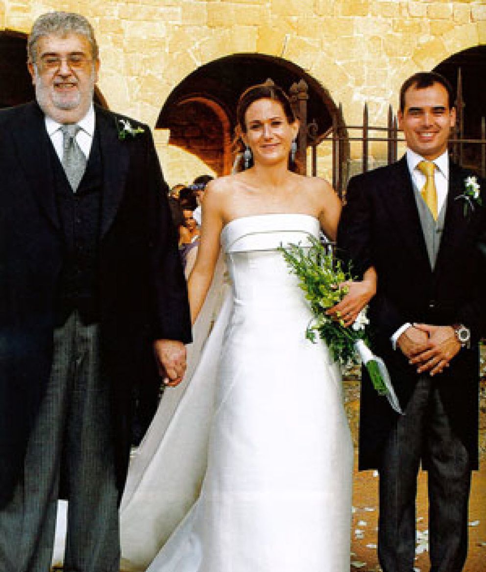 Foto: Aznar, gran ausente en la boda de la hija de Lara