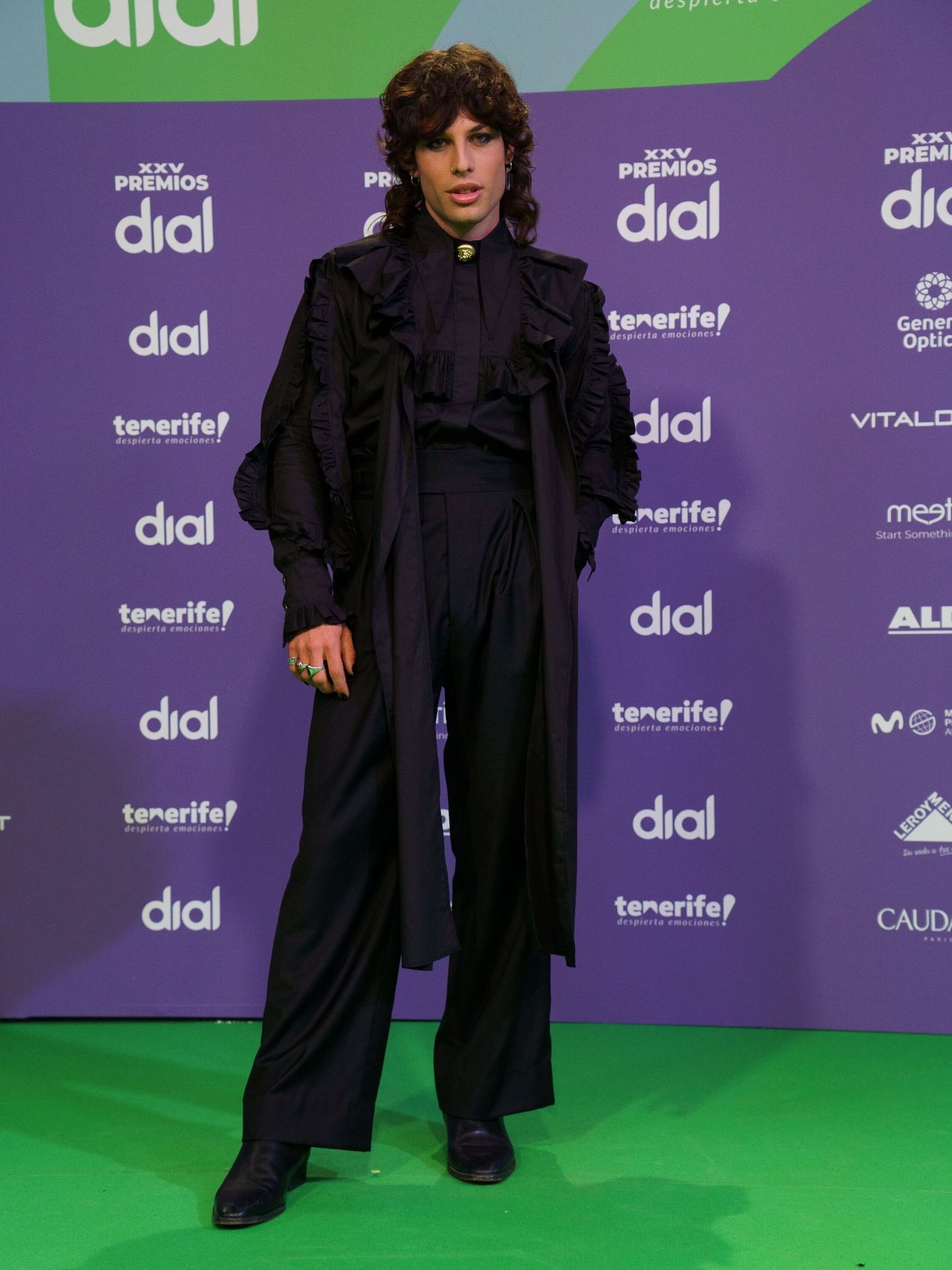 Leo Rizzi, en la alfombra roja de los Premios Dial 2021. (EFE/Ramón De La Rocha)
