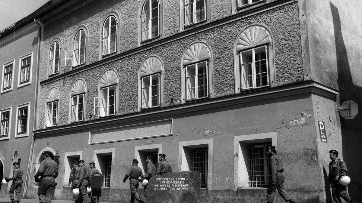 Austria tendrá que pagar 1,5 millones a la antigua propietaria de la casa natal de Hitler