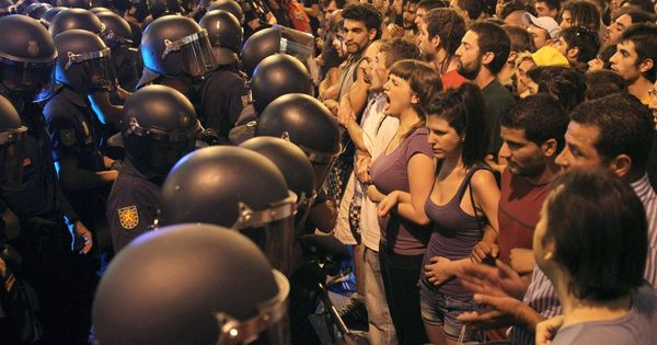 Foto: Indignados en la Puerta del Sol el 3 de agosto de 2011. (EFE)