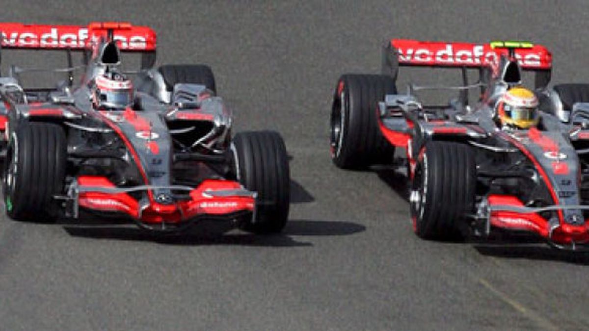 Alonso le quita otro punto a Hamilton