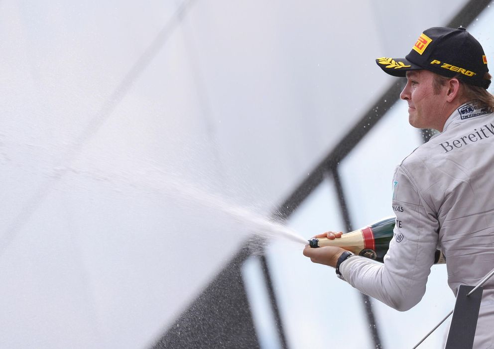 Foto: Nico Rosberg celebrando su tercera victoria del año, en Austria.