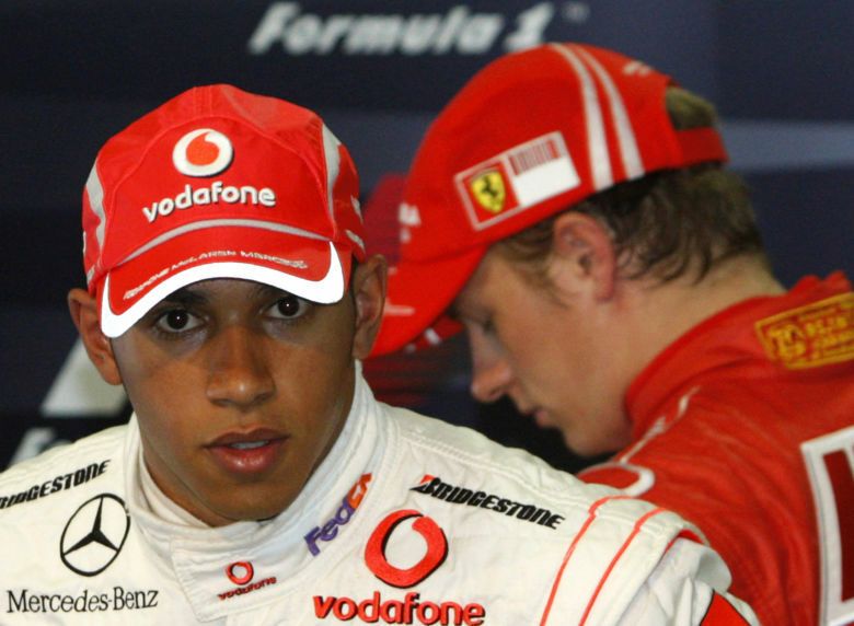 Hamilton y Kimi Raikkonen en 2008