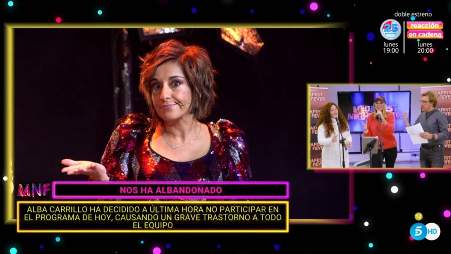 Adela González, presentadora del 'Mediafest Night Fever'. (Mediaset)