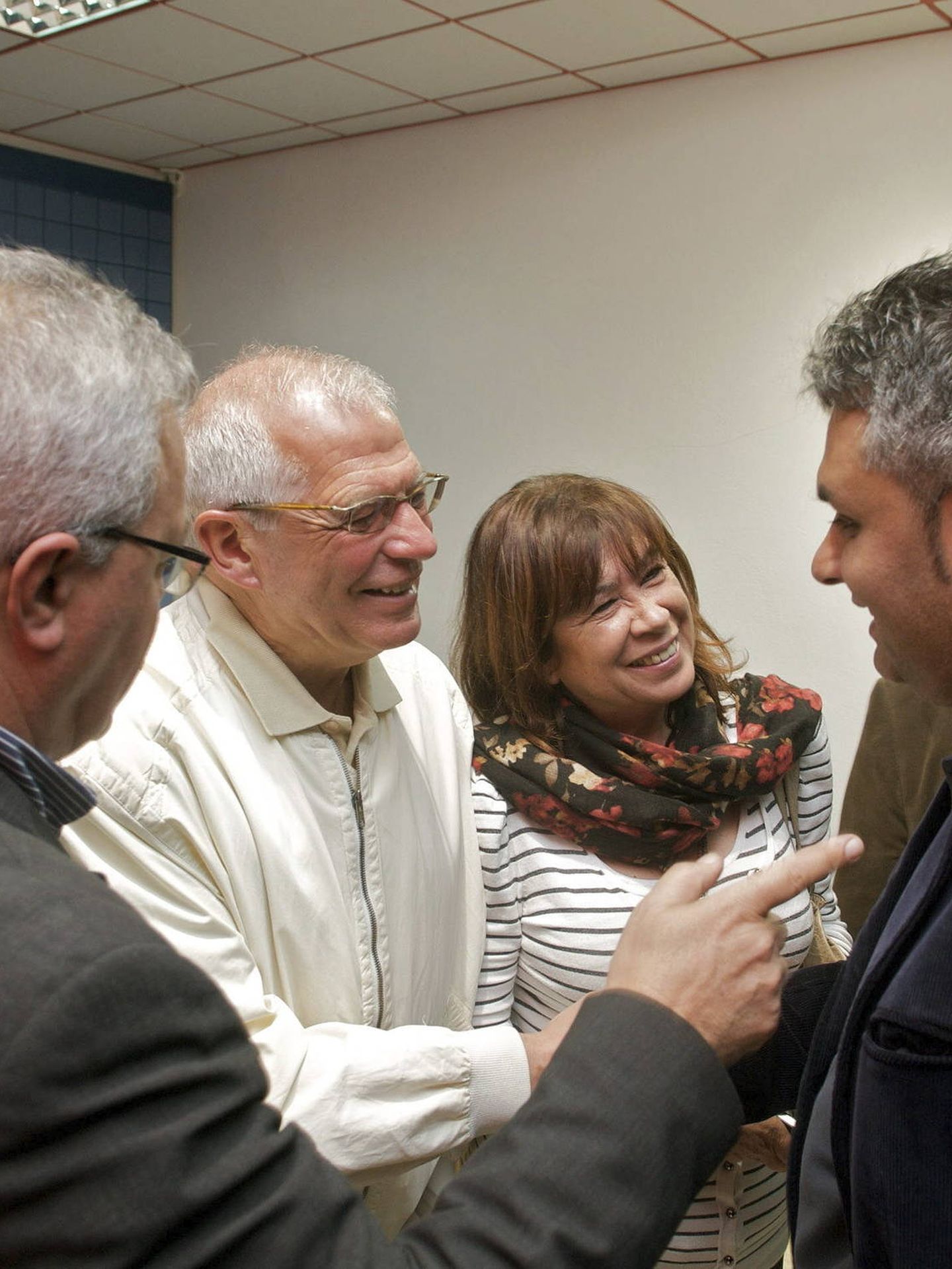 Josep Borrell y Cristina Narbona, en un acto del PSOE en Canarias. (EFE/Carlos de Saá)