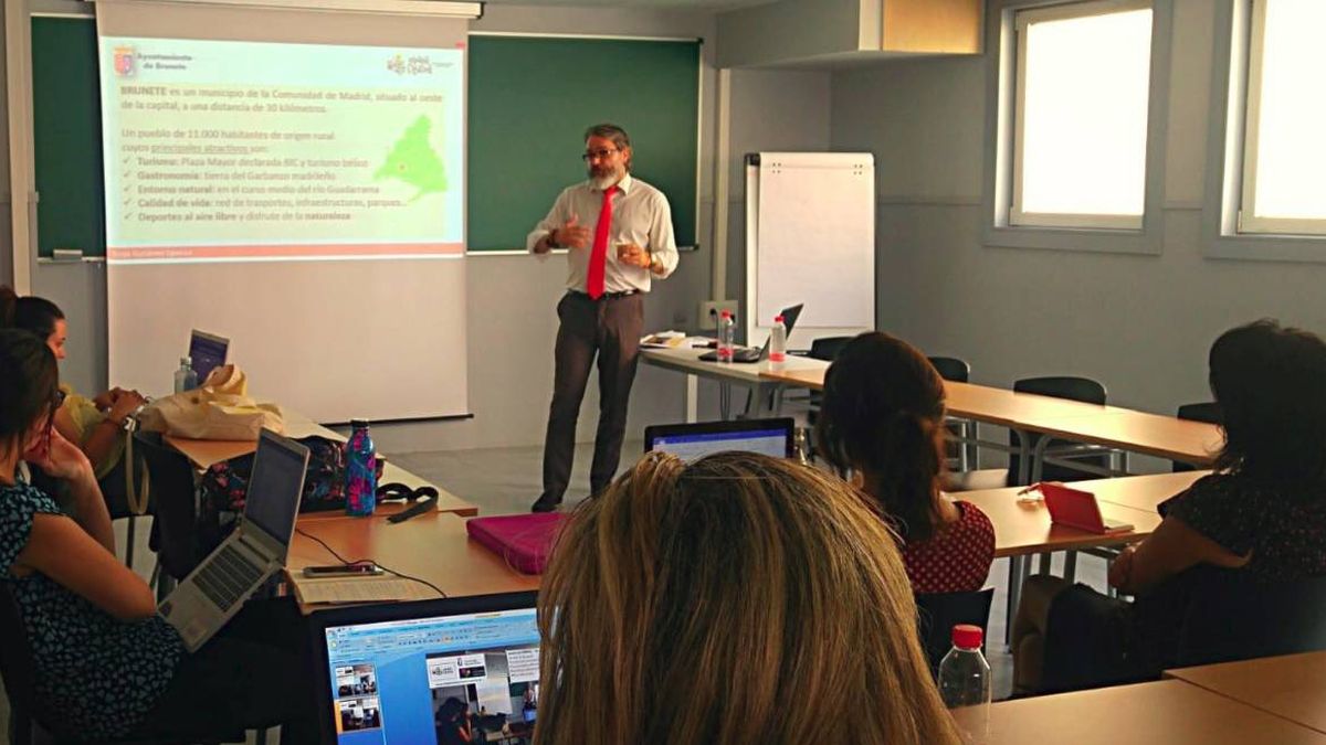 La URJC ficha para dar clases de ecomomía creativa a un alcalde imputado en la Púnica
