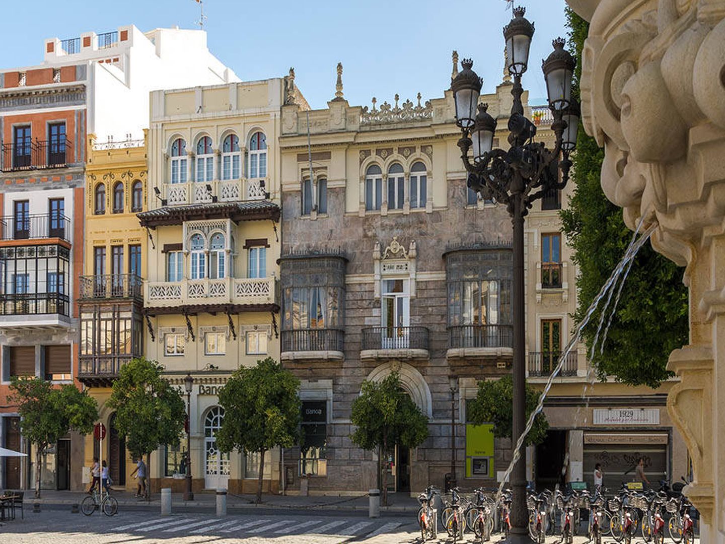 Vista de la fachada del Nobu Sevilla.