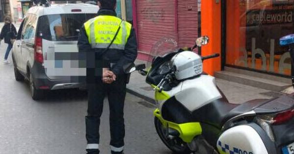 Foto: Agente de la Policía Local de Murcia (Policía de Murcia)