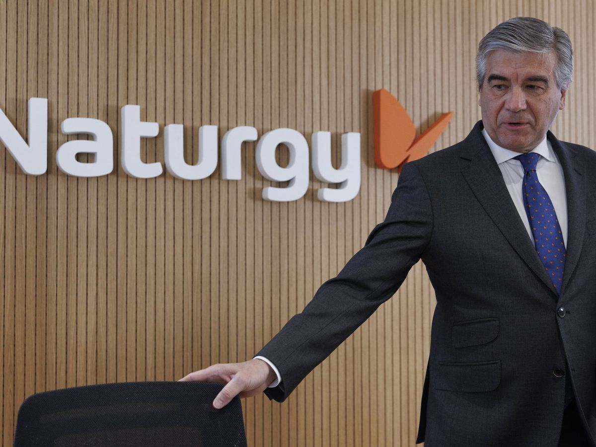 Foto: El presidente de Naturgy, Francisco Reynés, durante la junta accionistas de la compañía. (EFE/Sergio Pérez)
