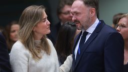 Bruselas debate si complicarse más la vida (o no) con el gas y el petróleo en plena crisis de Ormuz