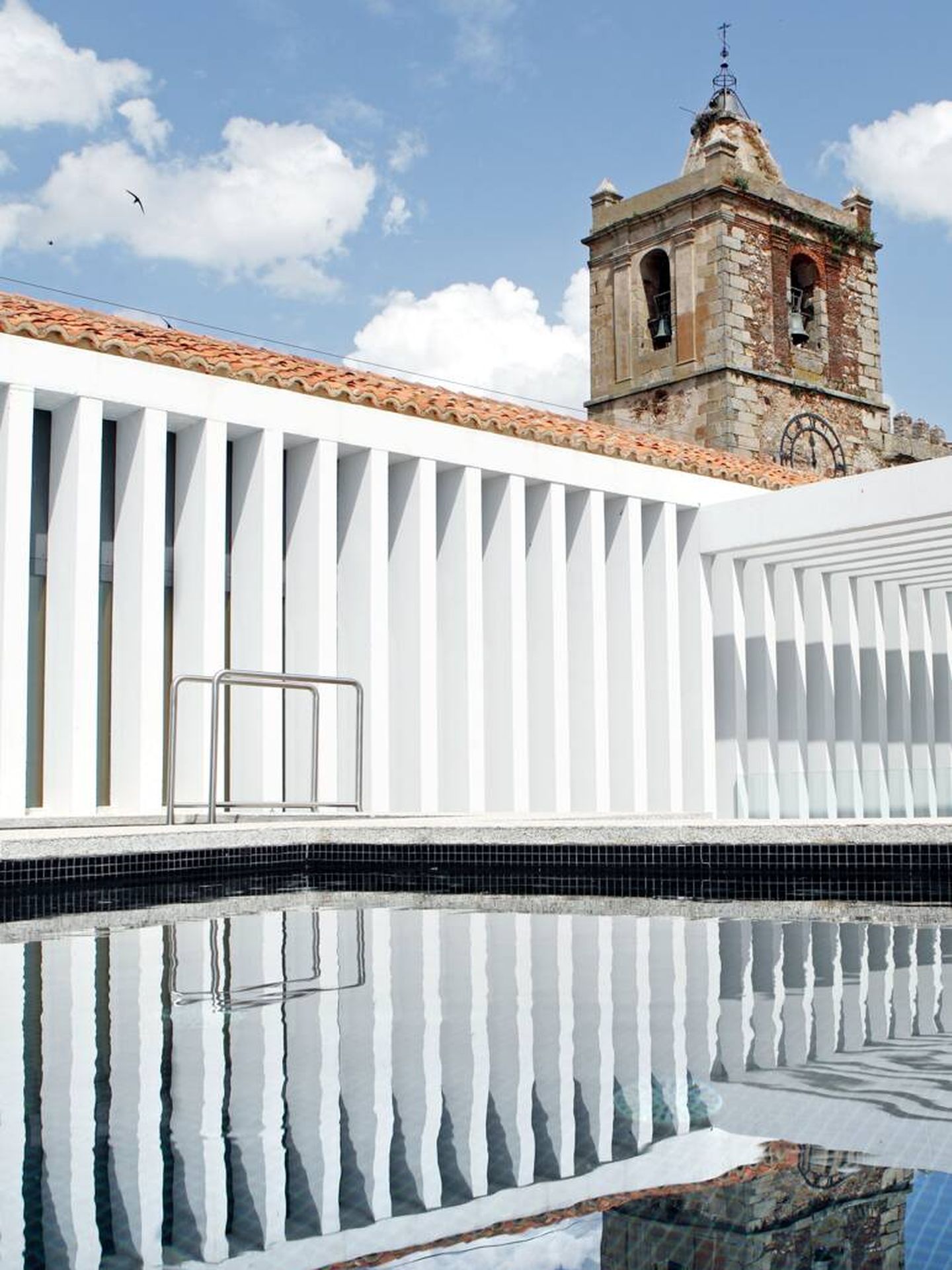 Mansilla y Tuñón, Premio Nacional de Arquitectura 2022, se encargaron de rehabilitar y reinventar los dos vetustos inmuebles que hoy son Atrio. (Cortesía)