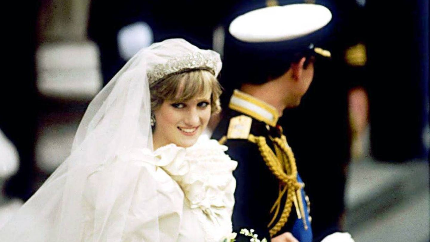 Carlos y Diana, el día de su boda. (Cordon Press)
