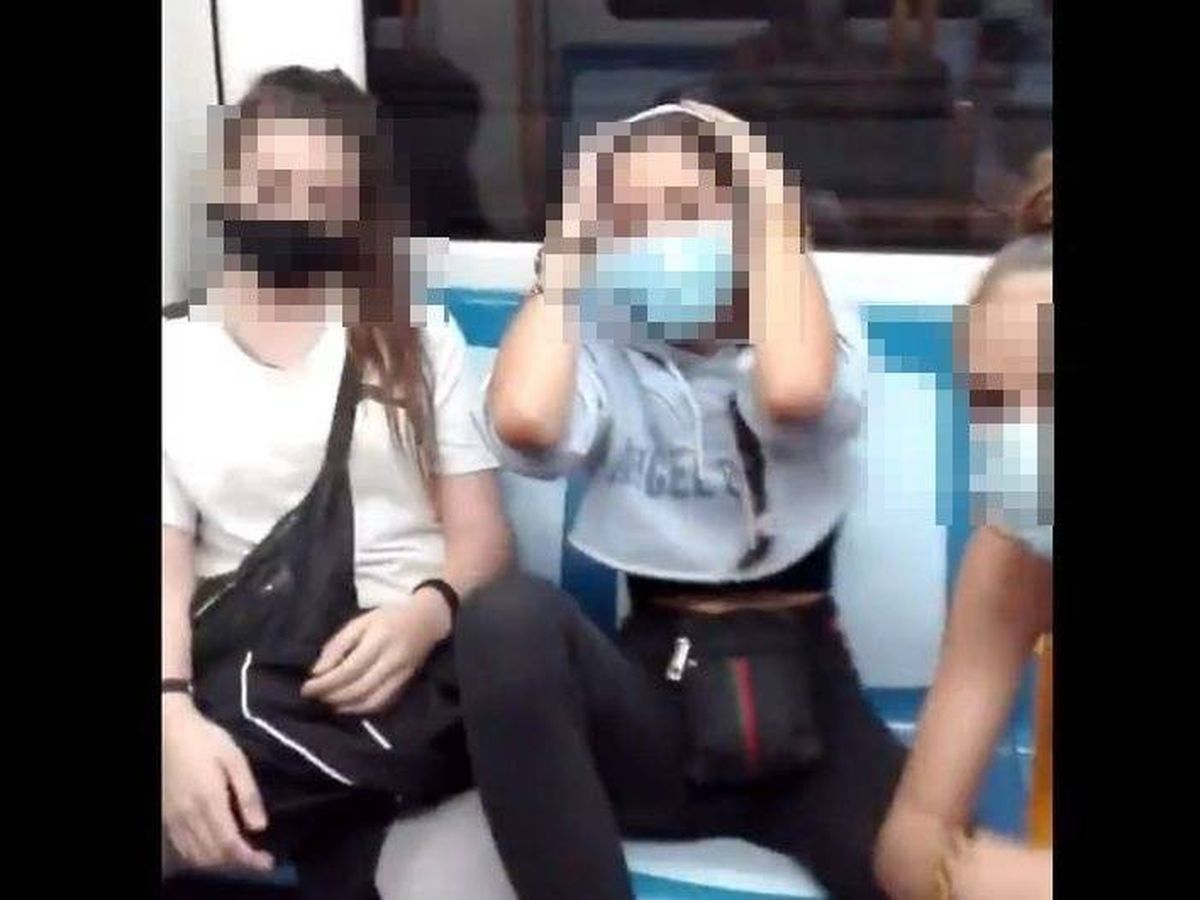 Foto: Fotograma del vídeo de la agresión verbal en el metro de Madrid. 
