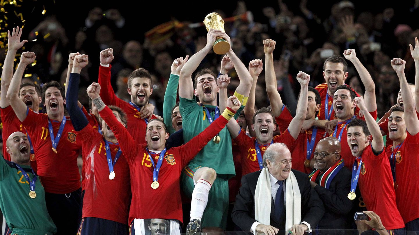 La selección española de fútbol, al ganar el Mundial en 2010. (EFE)