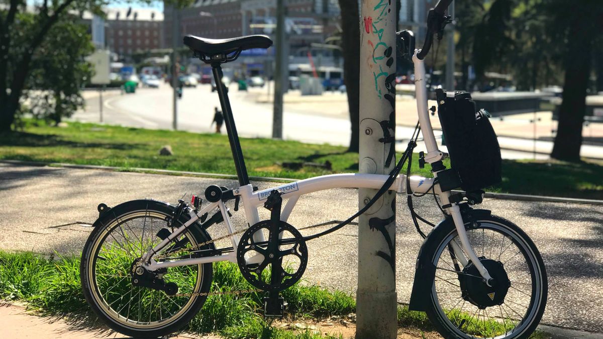 Un día con la Brompton Electric: la bici urbana que querrás solo tiene un gran fallo
